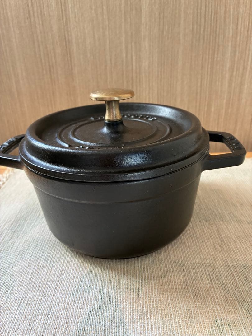 ストウブ ココット ラウンド 16cm ブラック