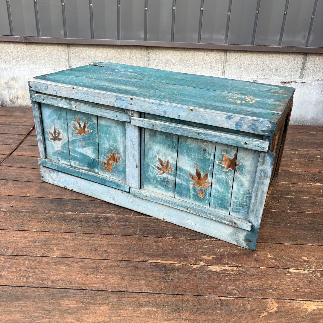 昭和レトロ 古道具 アンティーク もみじ柄 木箱 飾り棚 収納ボックス シャビー