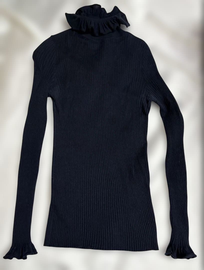 シーマリー cccmalie 美品 カシミヤシルクフリルタートルニット ネイビー