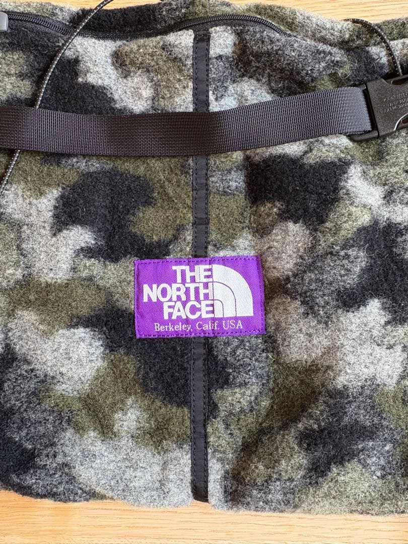 THE NORTH FACE フリース ボディバッグ カモフラージュ