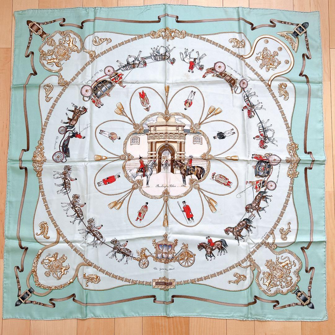 エルメス カレ90・THE  MEWS(王室の馬小屋)ライトグリーン