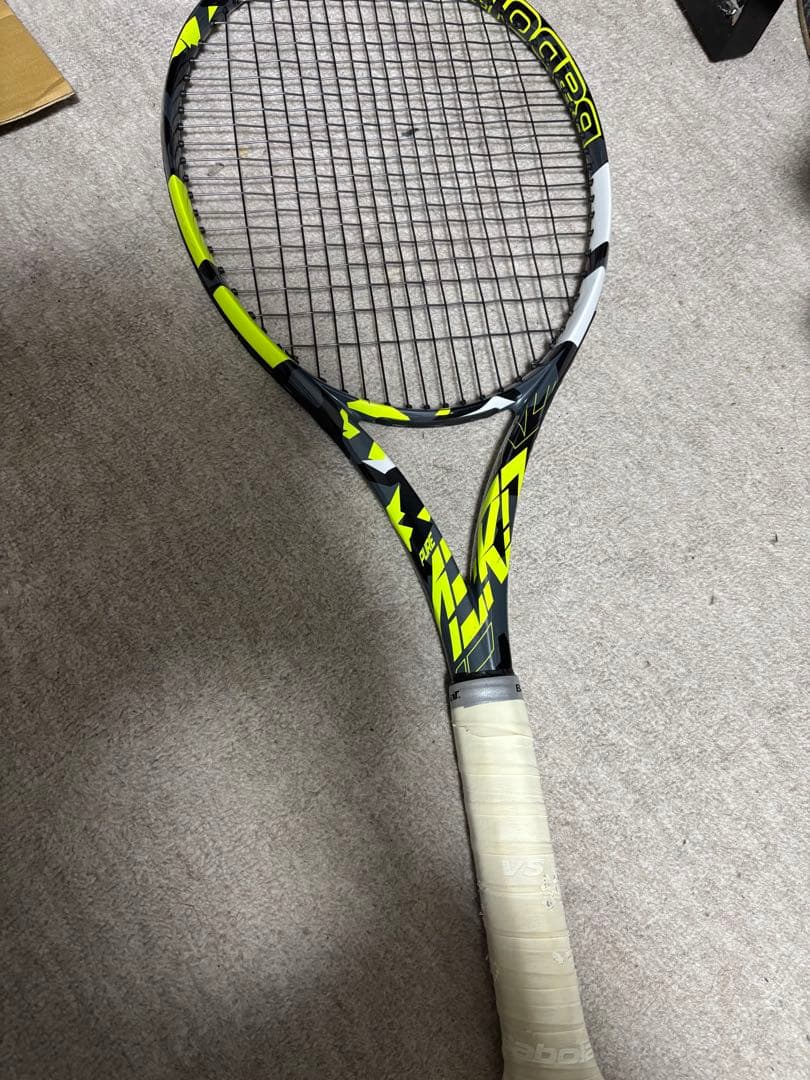 Babolat Pure Aero 100inchモデル 2022/2023
