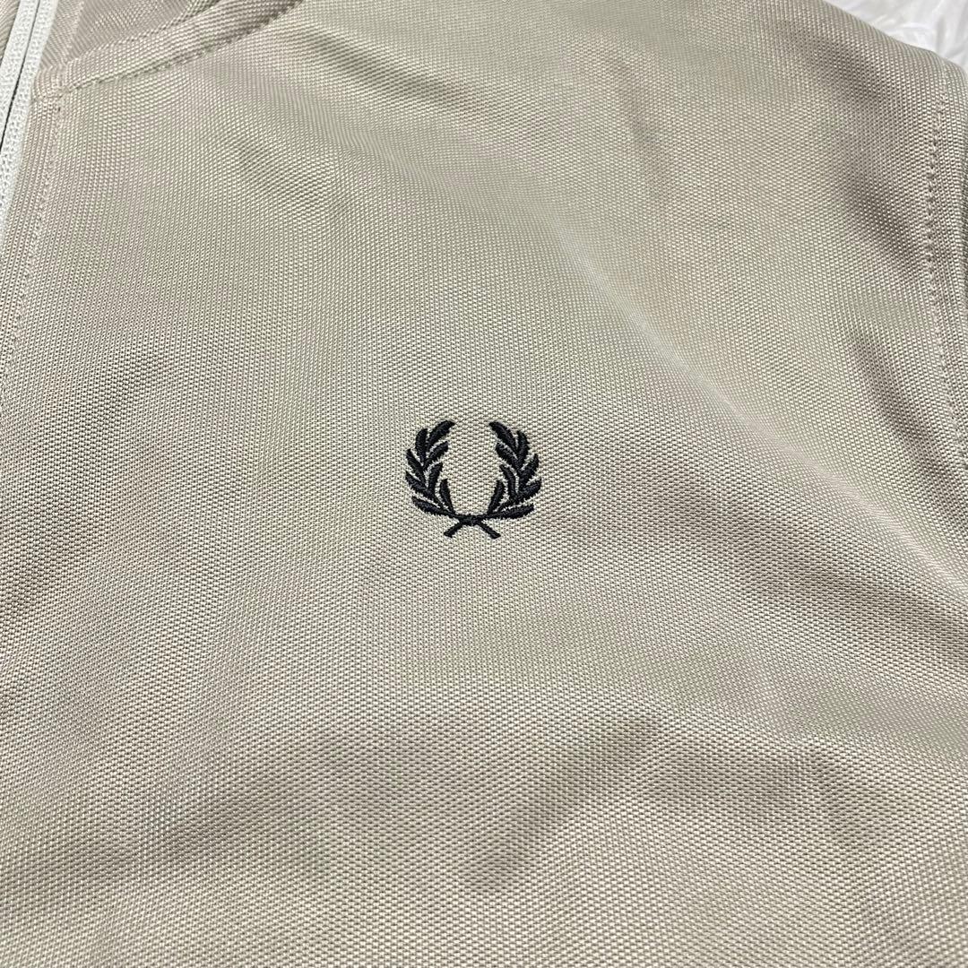 美品　フレッドペリー　クロップド　ショート丈　トラックジャケット　ジャージ