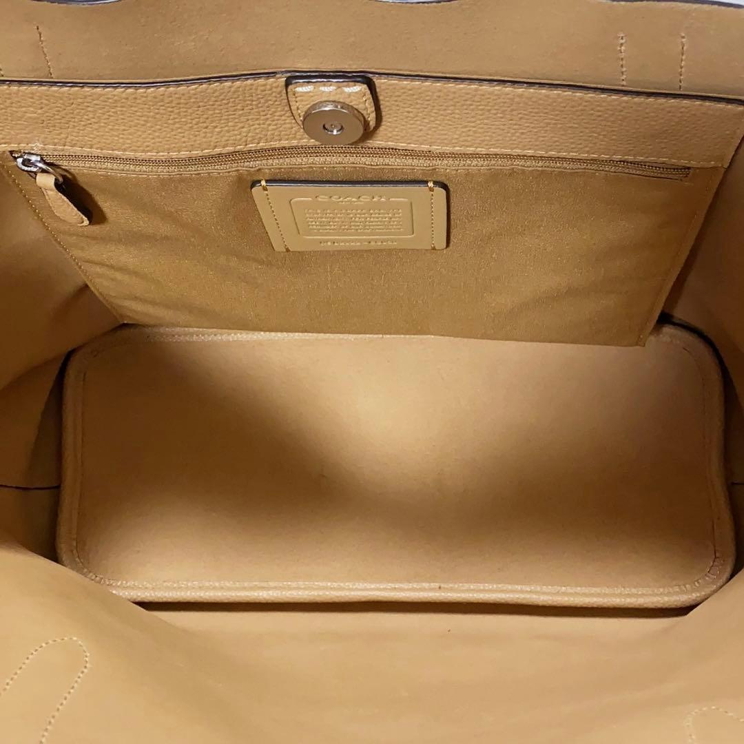 未使用品✨COACH コーチ トートバッグ 肩掛け ビジネス A4収納 大容量