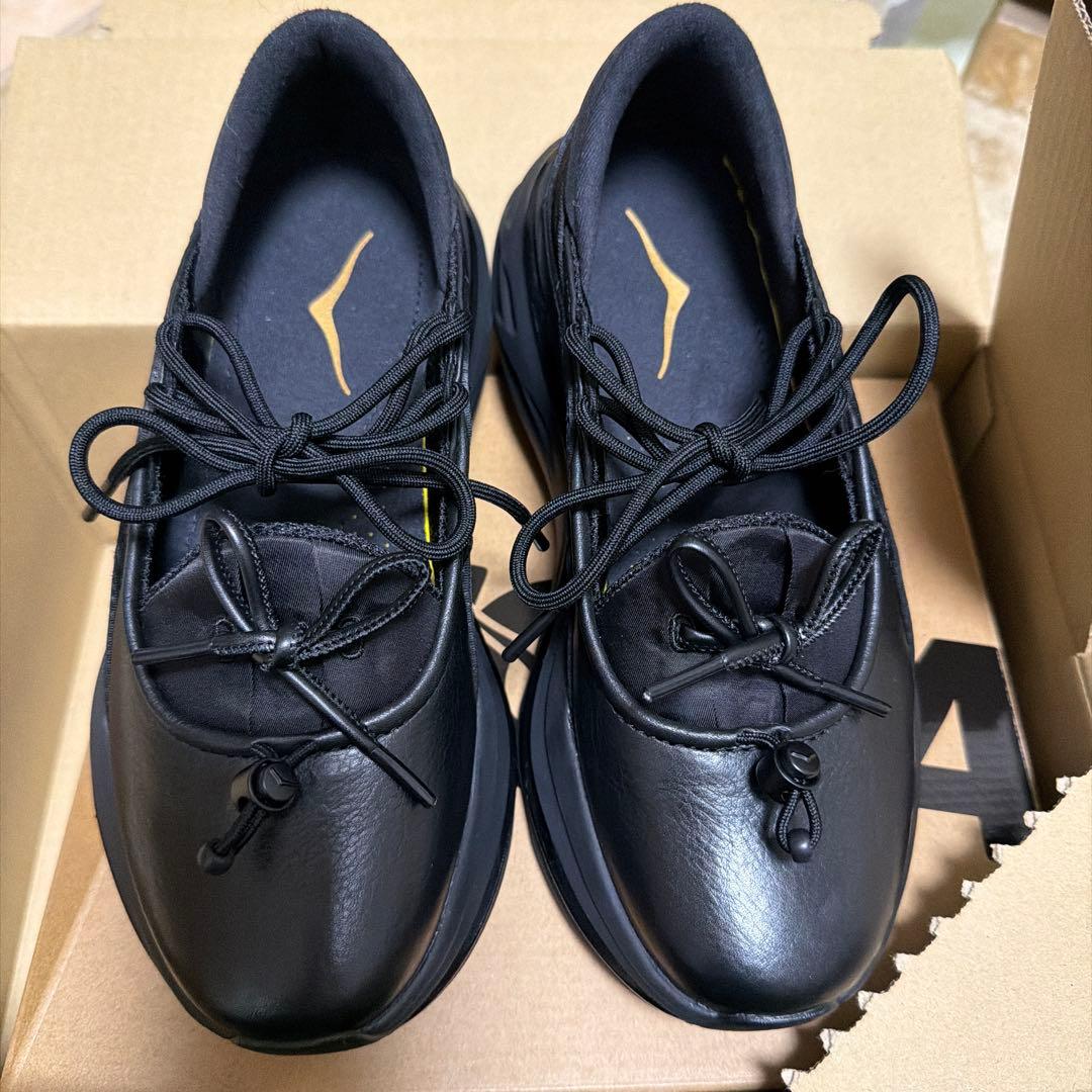 靴 HOKA U BONDI MARY JANE