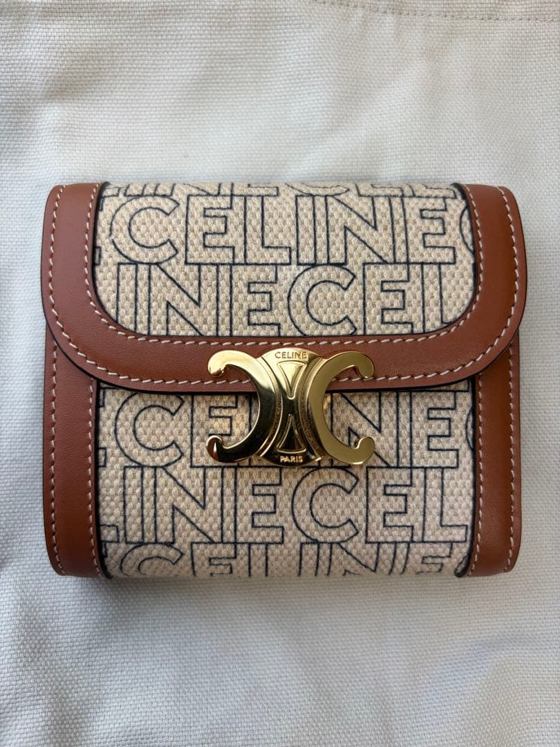 CELINE 二つ折り財布