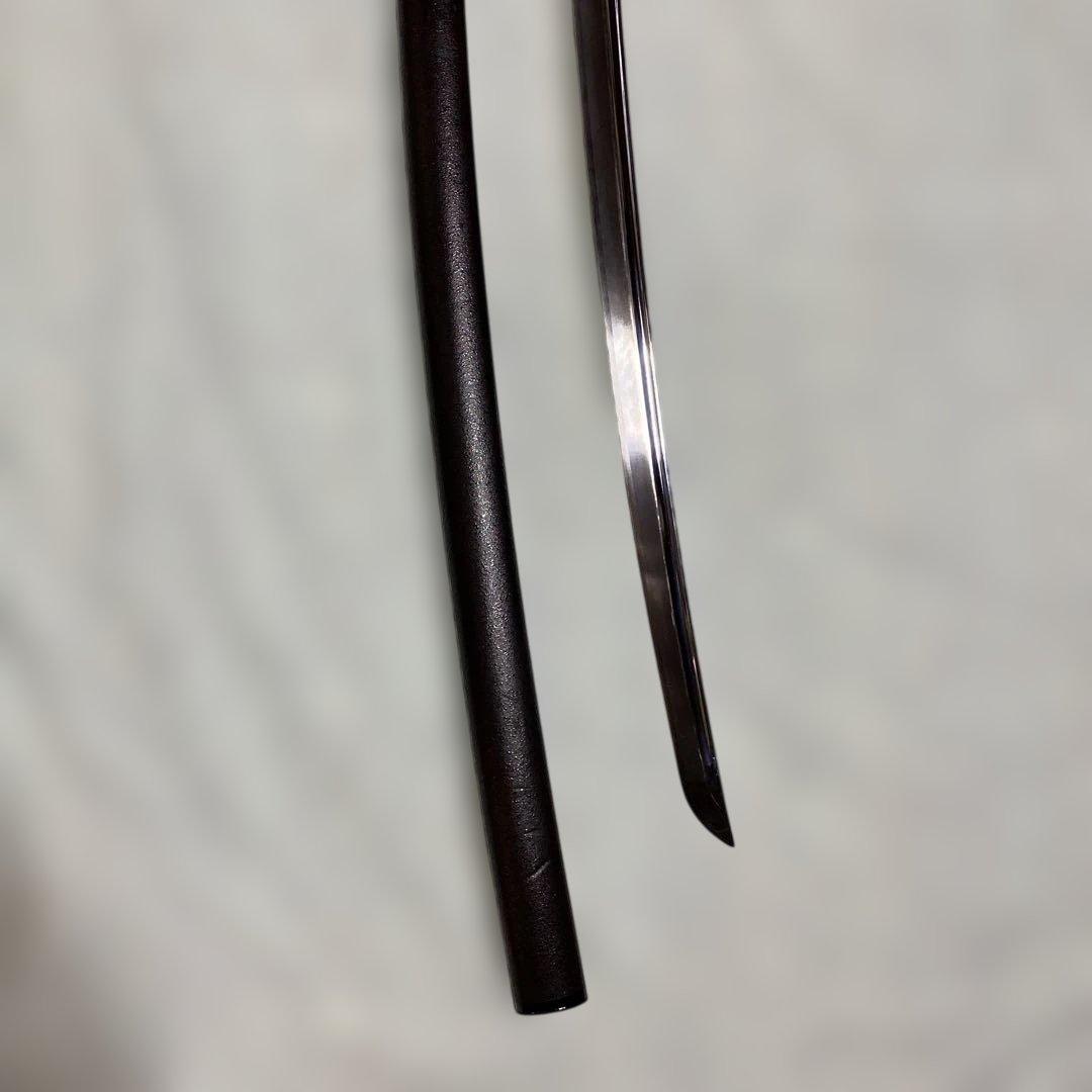 長めの居合刀 灰茶柄 龍彫金縁丸鍔 焦茶梨地鞘