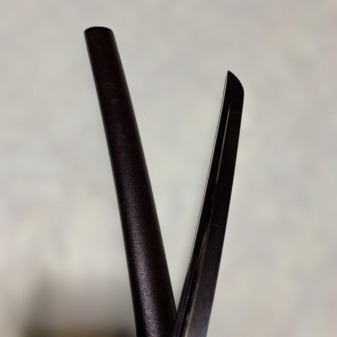 長めの居合刀 灰茶柄 龍彫金縁丸鍔 焦茶梨地鞘