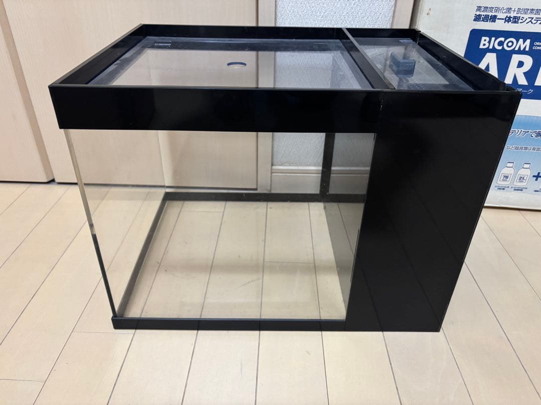 最終値下げ　新品・未使用＝BICOM　ARK バイコムオールインワン水槽