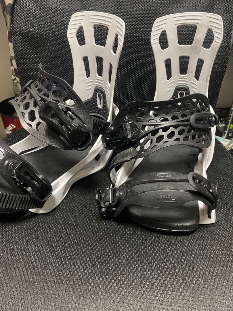 FLUX EM サイズ　L スノーボードビンディング