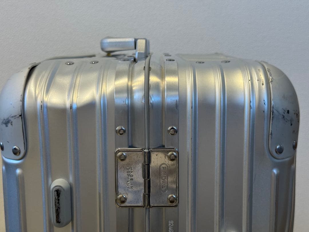 人気モデル　リモワ トパーズ 64L オリジナルチェックイン　4輪