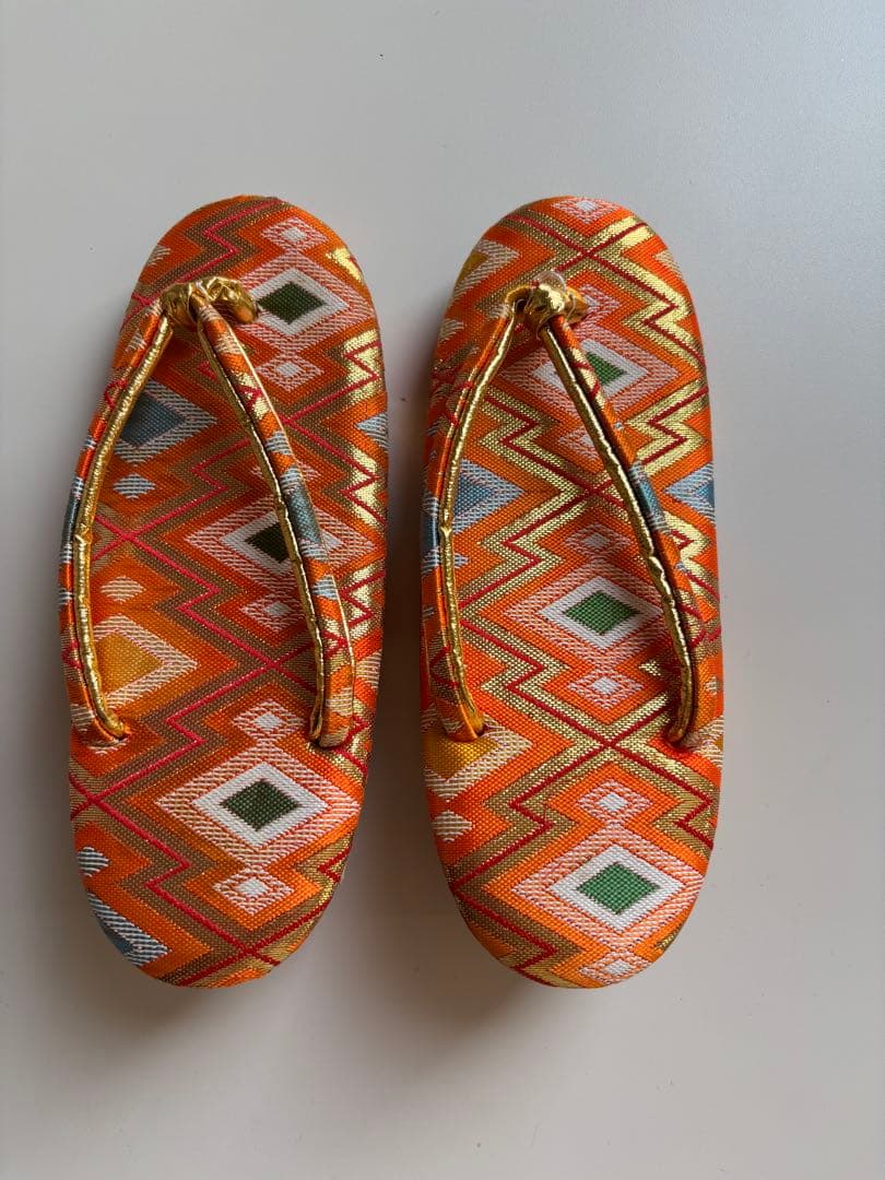 【値下げ】7歳　女の子用フルセット　裾除け　正絹　七五三　金刺繍入り　他小物付き