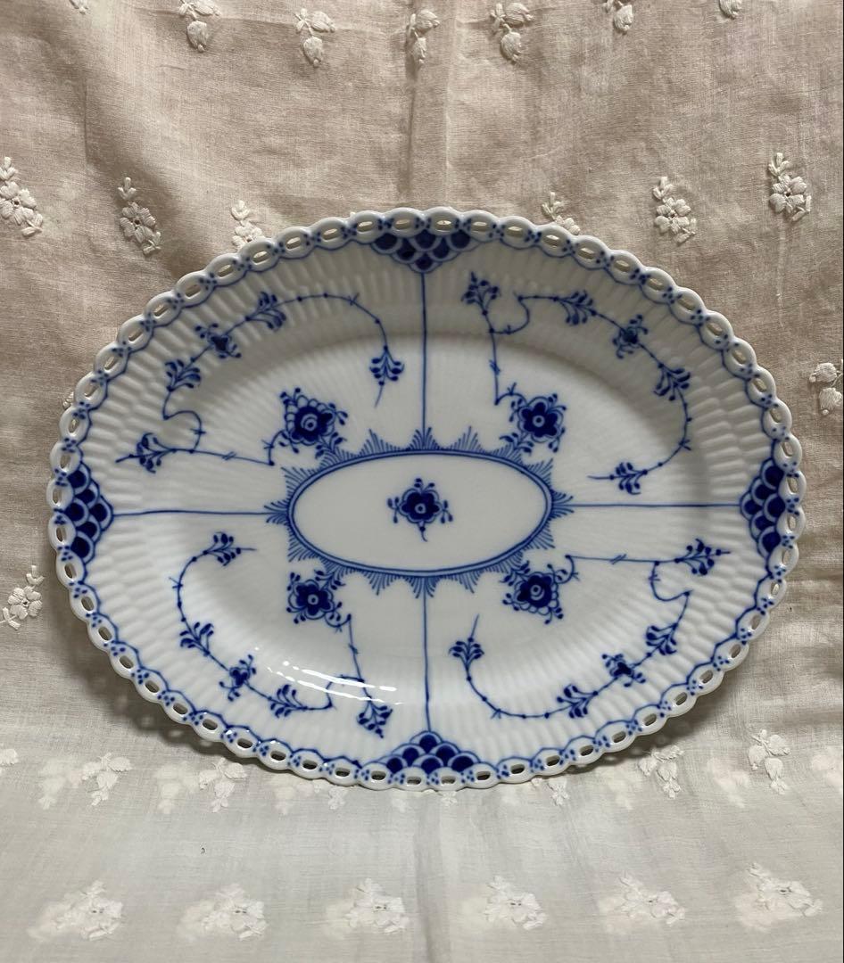 ロイヤルコペンハーゲン ブルーフルーテッド フルレース オーバル 25㎝