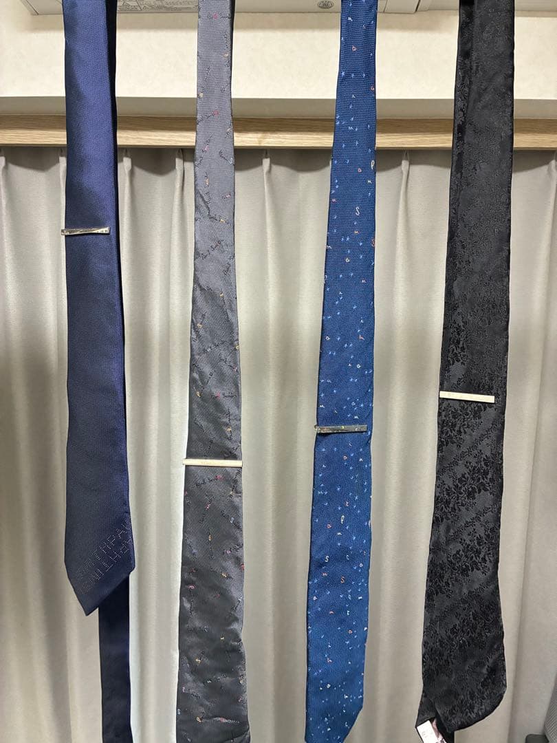 ポールスミス　ネクタイ4本 タイピン4本