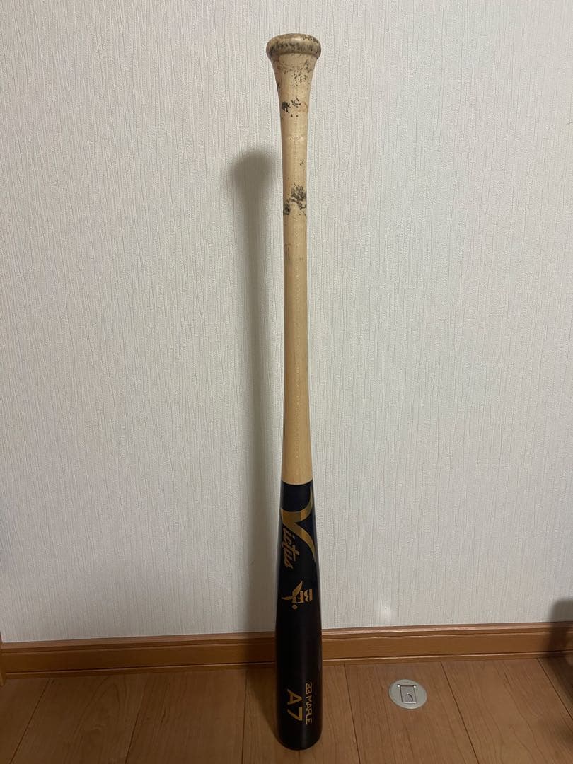 victus ビクタス　硬式木製バット　TA7 84cm 860g
