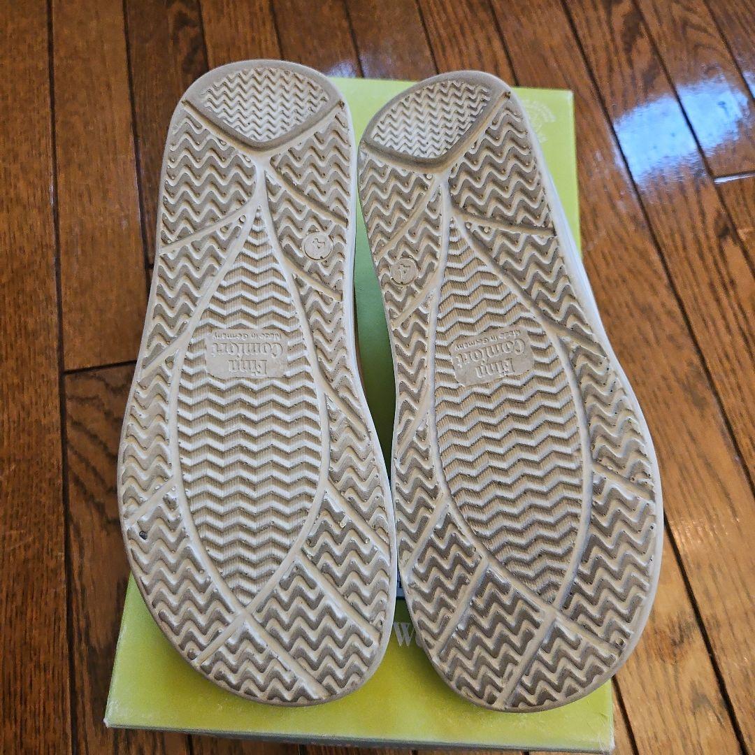 ももはな　Finn Comfort ピンク スニーカー