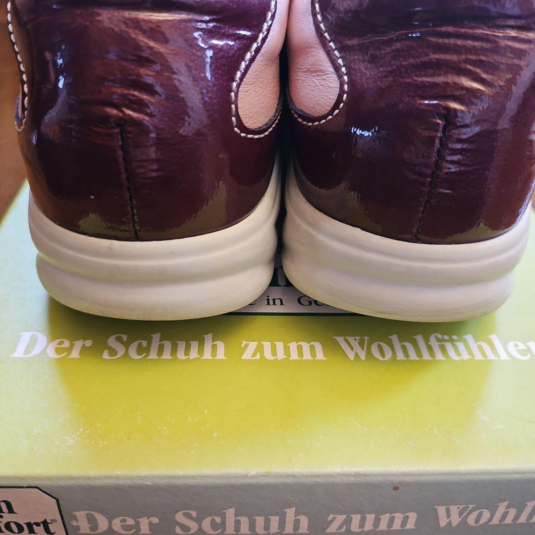 ももはな　Finn Comfort ピンク スニーカー