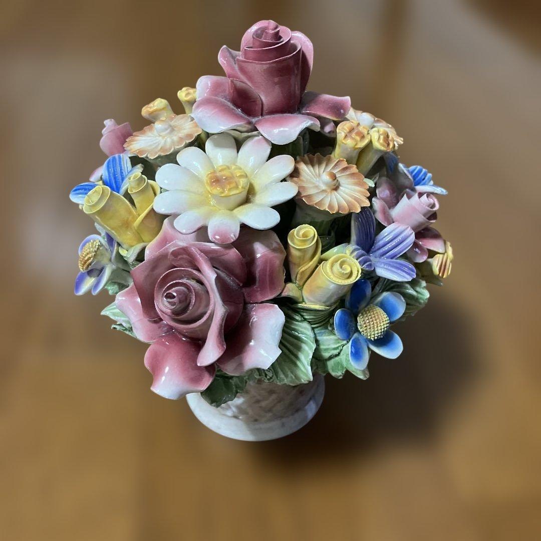 陶花バッサーノ　 イタリア 陶器製 花束 置物 多色