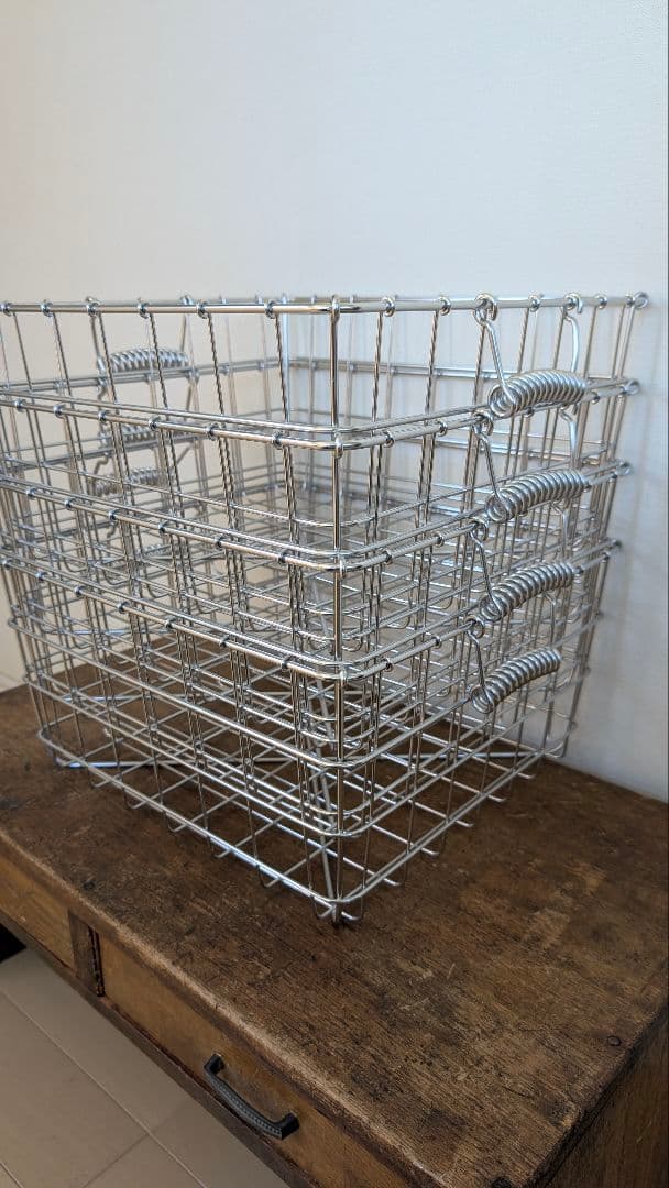 [美品] ステンレス製　給食カゴ　ワイヤーバスケット　4つセット