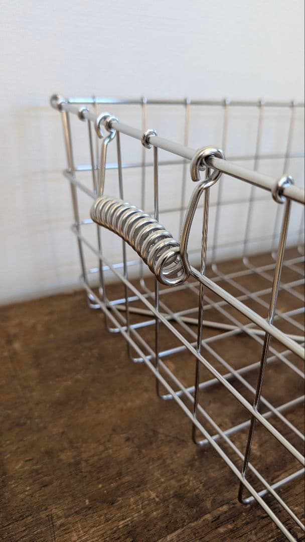 [美品] ステンレス製　給食カゴ　ワイヤーバスケット　4つセット