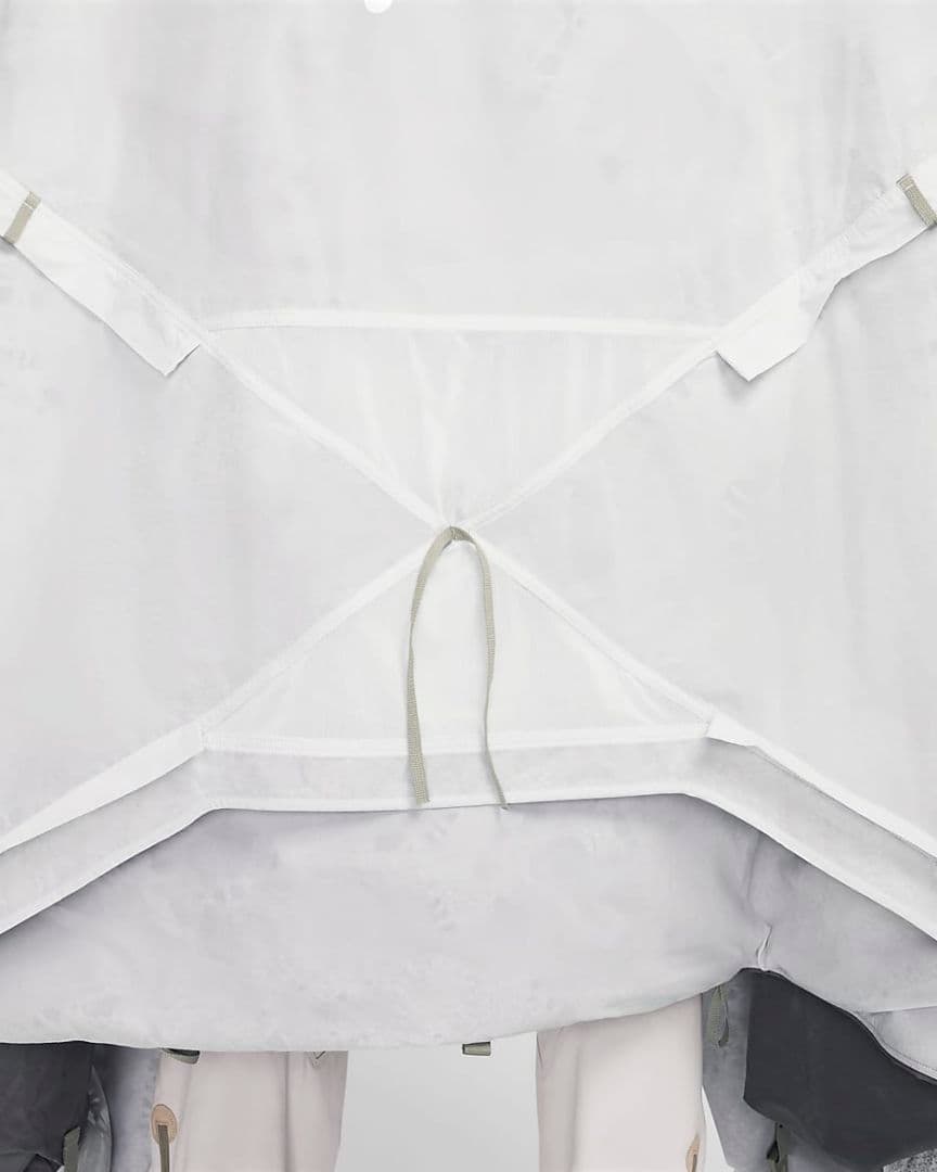 Nike ISPA morph Poncho テント