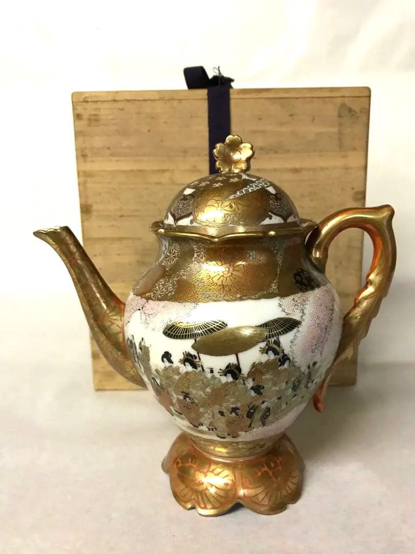 [綿埜製]九谷焼ティーポット(花魁道中花見図)