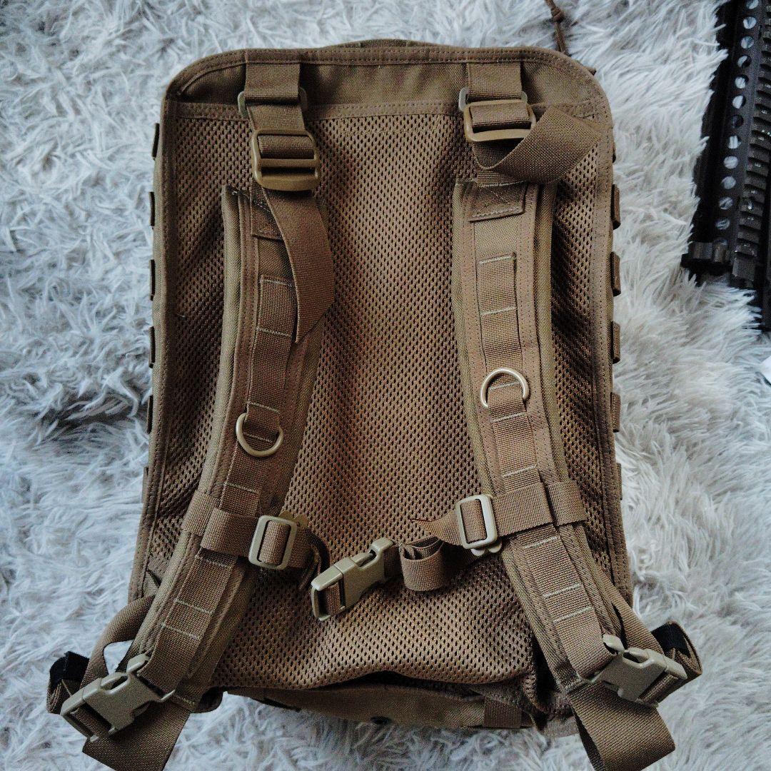 米軍tssi m9医療用リュックサック 個人装備 crye