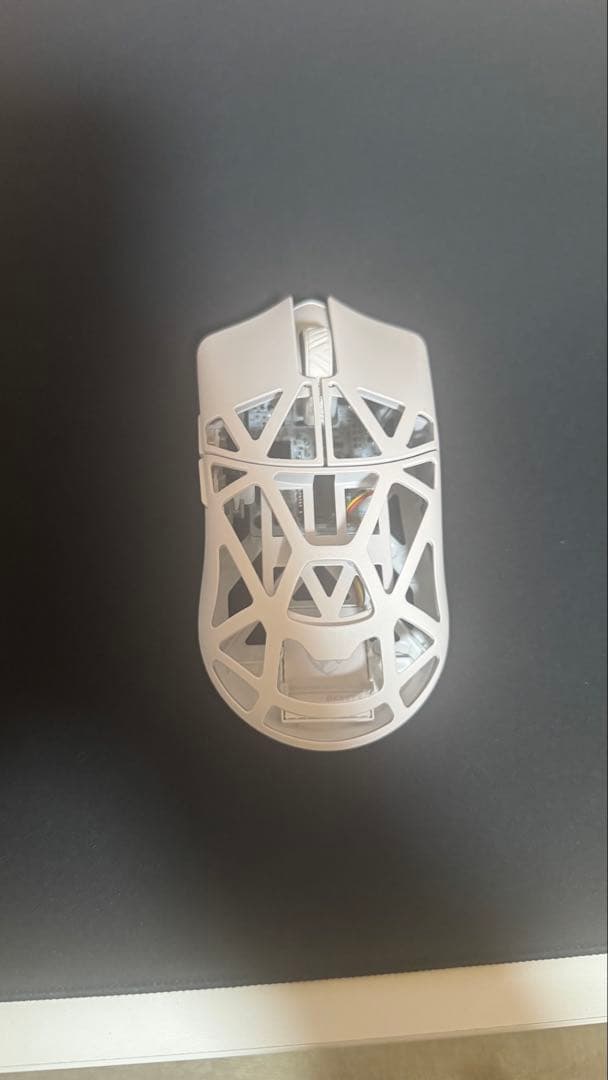 わおわお　WLmouse Beast X Pro MILKY WHITE