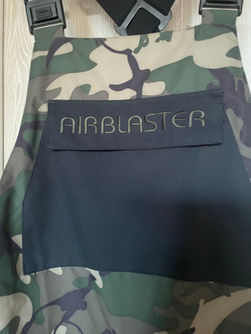 エアブラスター スノーボードウェア 紺 迷彩 上下 セット