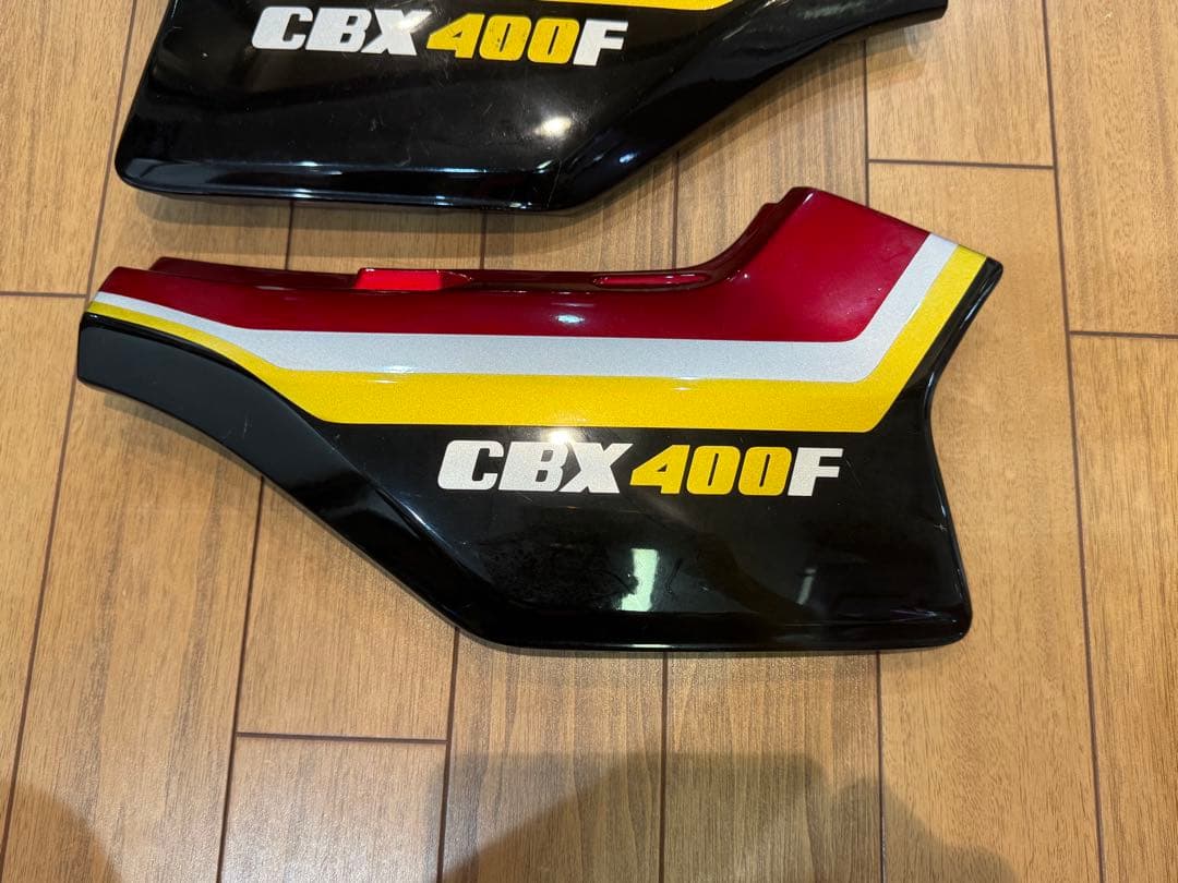 CBX 純正 サイドカバー　CBX400F CBX550F NC07 PC40
