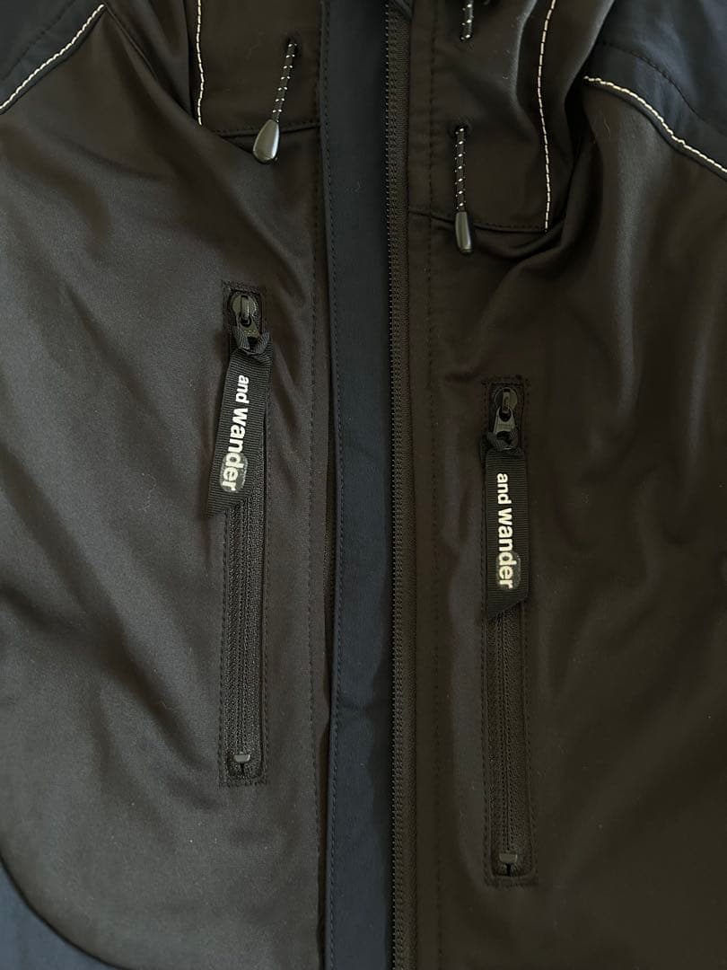and wander アンドワンダー trek jacket 2 ジャケット 紺