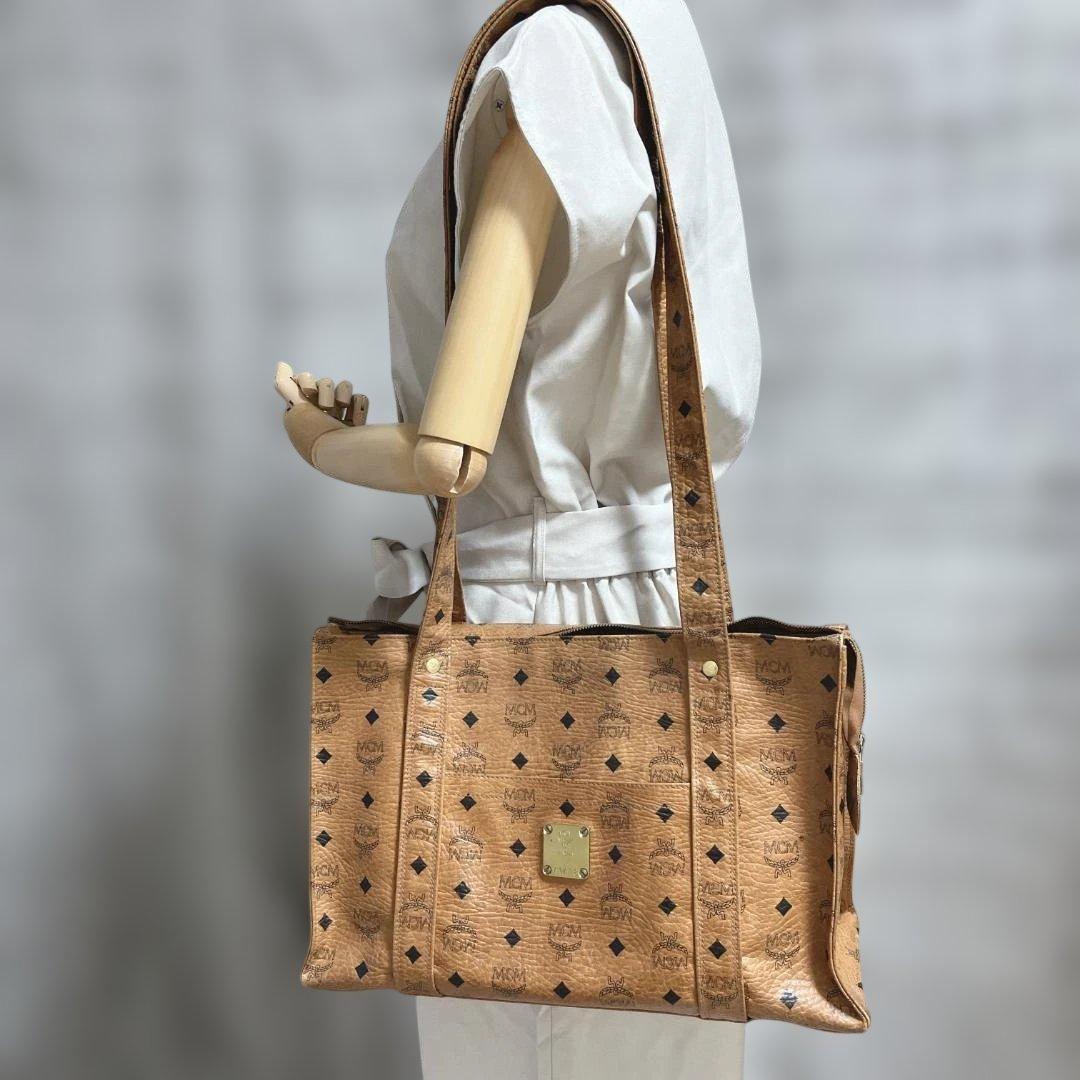 MCM エムシーエム　ヴィセトス柄トートバッグ　肩掛け　レザー