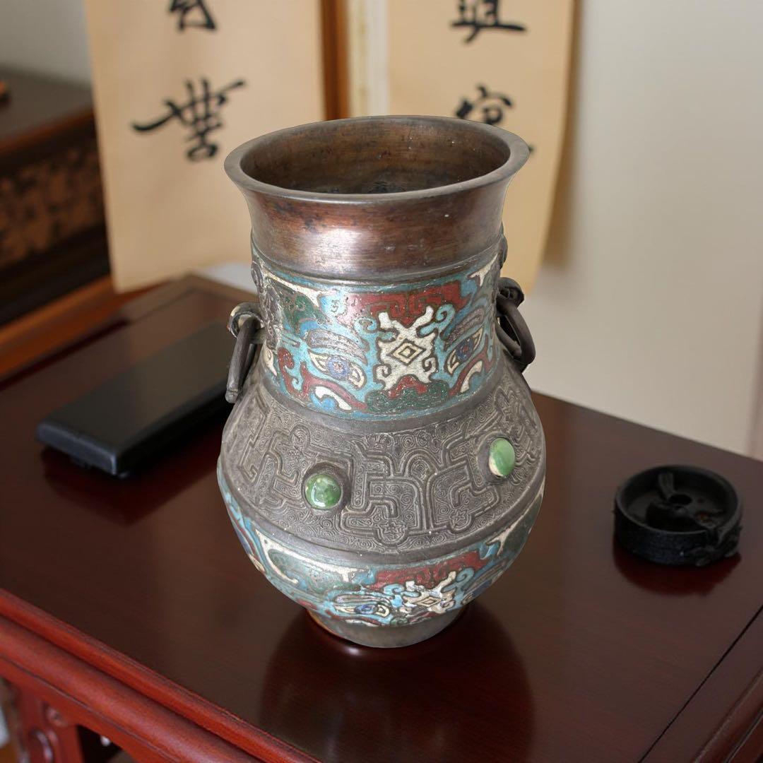 中国風金属製花瓶　歴史的な壺