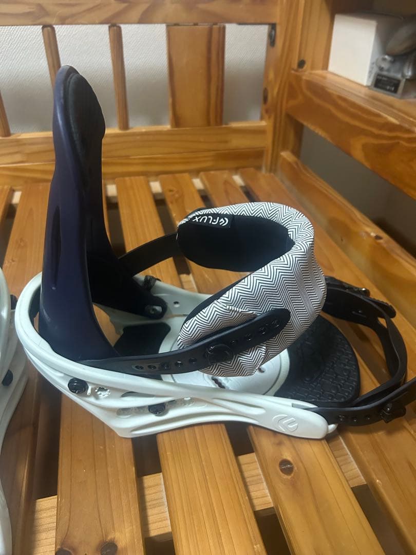 YES BASIC 152 スノーボードFLUX バインディング付き