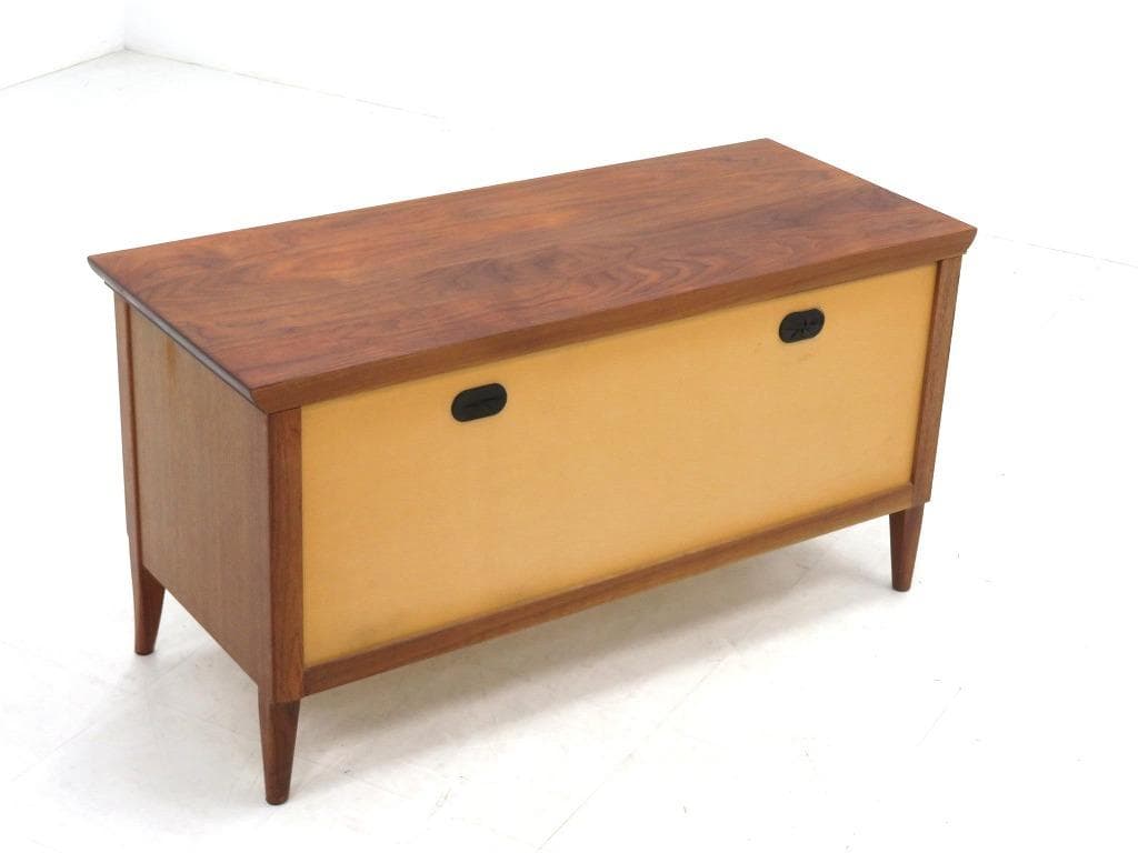 展示品　家具蔵　カグラ　無垢材　テレビボード　テレビ台　チェリー材　北欧