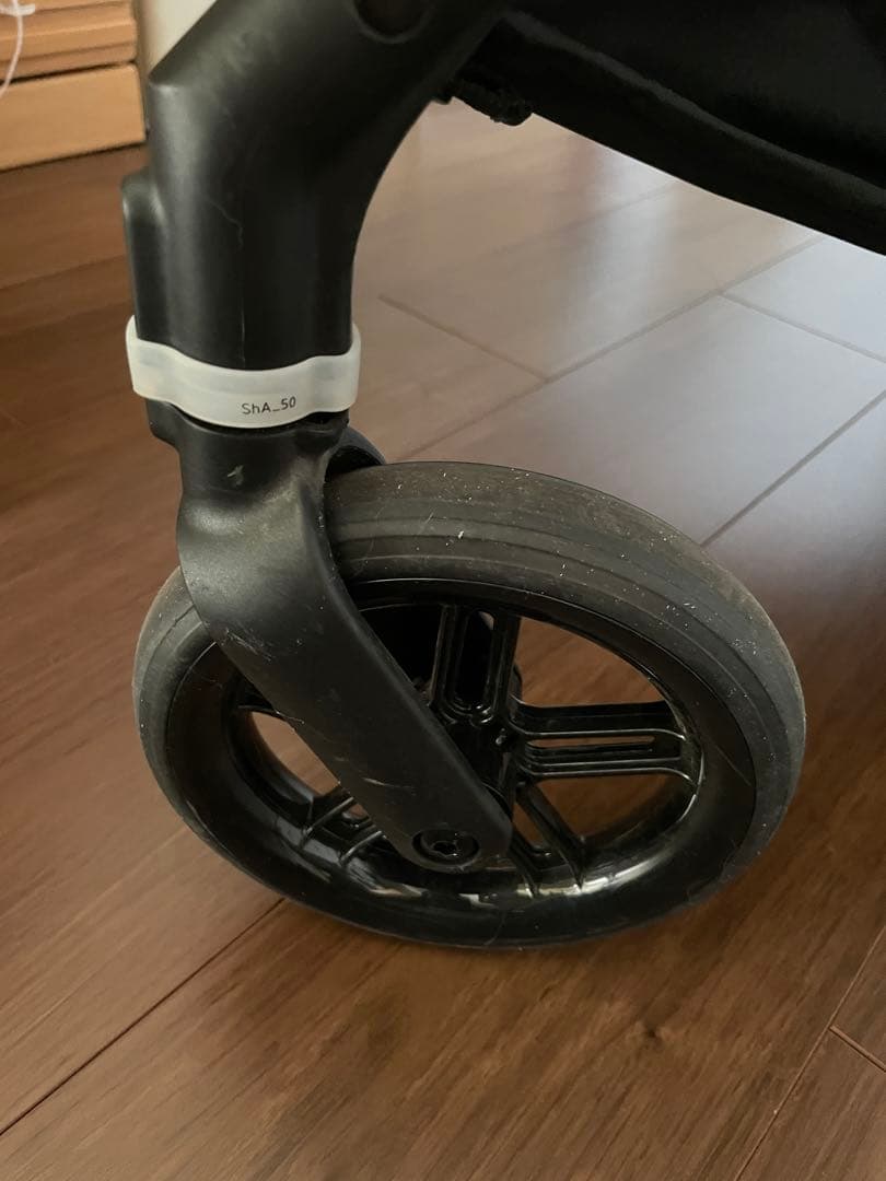 サイベックス cybex メリオカーボン2022年モデル　シーシェルベージュ