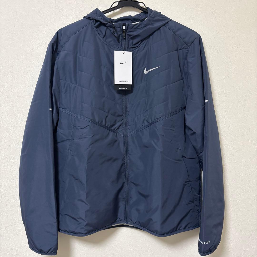 ナイキ　NIKE ランニングウェア　ランニングジャケット　新品　L
