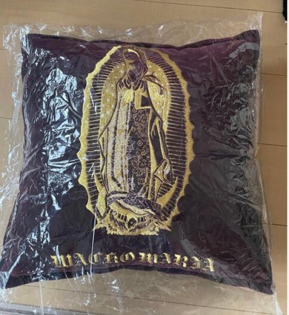 ワコマリア　クッション　バーガンディ