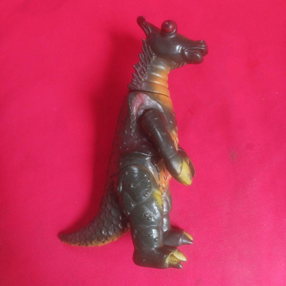 流星人間ゾーン　破壊怪獣　ワルギルガー　スタンダードサイズ　ソフビ