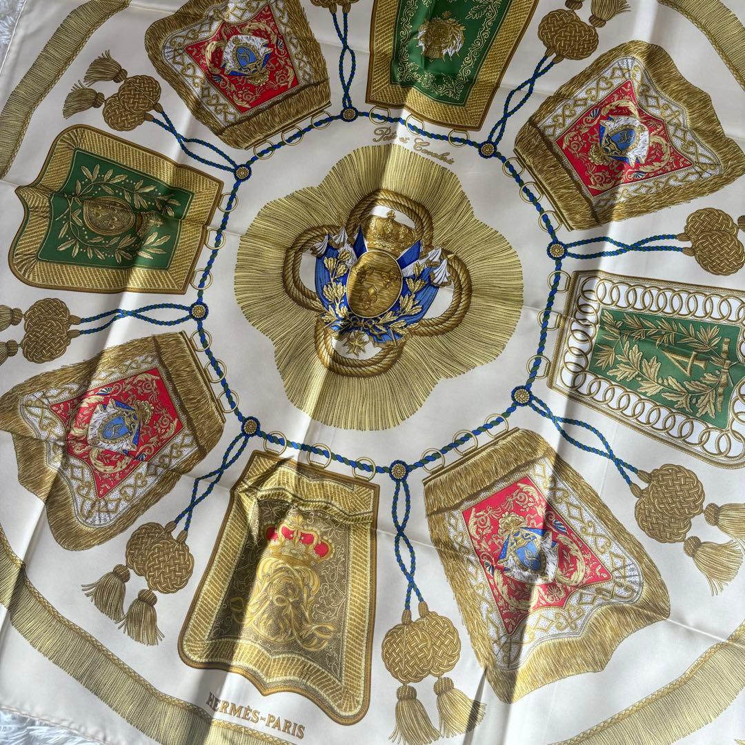 HERMES エルメス 大判 スカーフ カレ90 シルク100% サーベル飾り