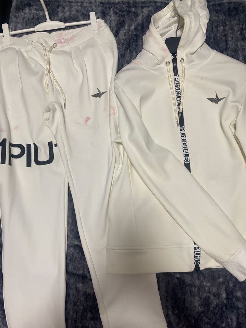 訳あり1PIU1UGUALE3 ゴルフウェア セット