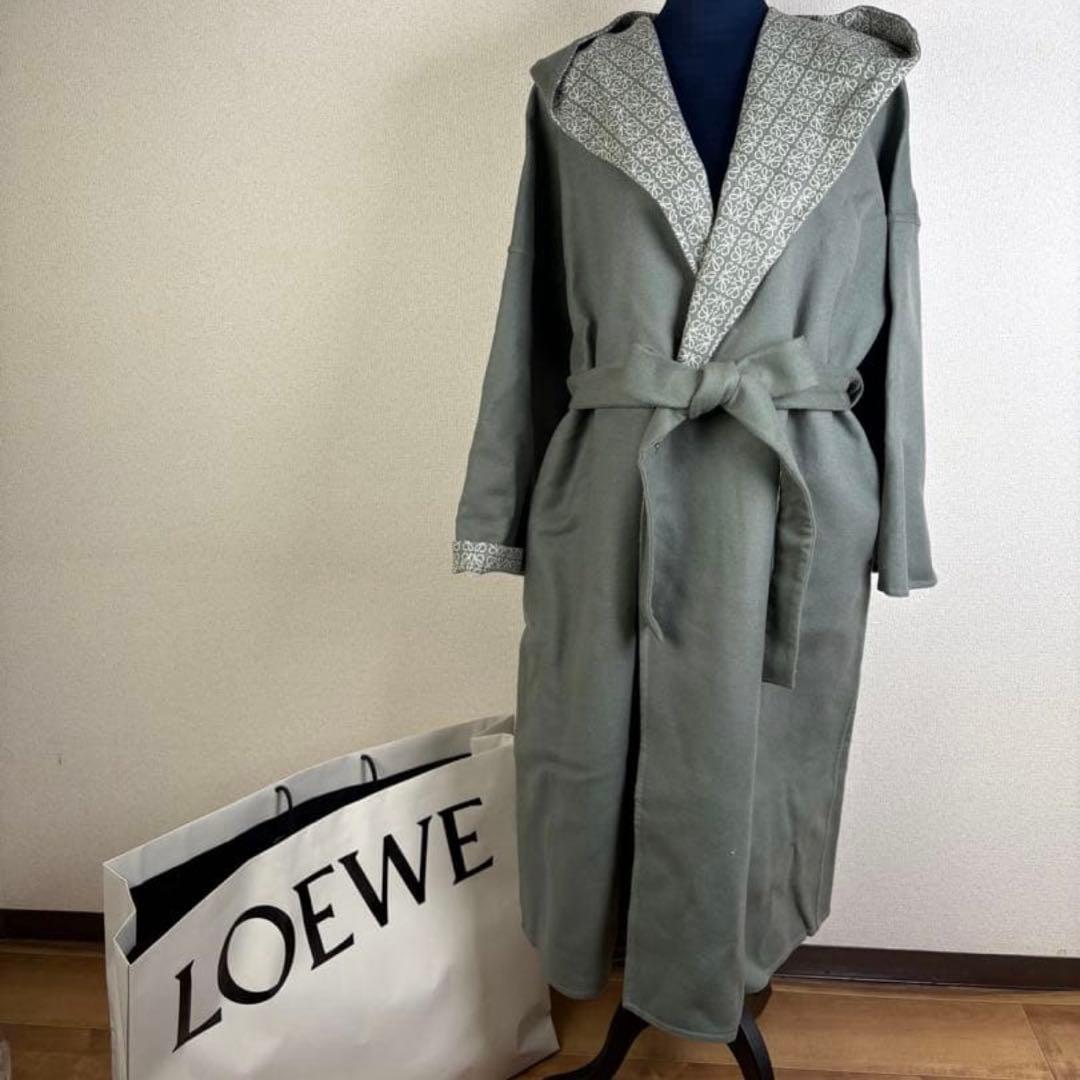 ロエベ　ロゴジャガード　フーデット　コート