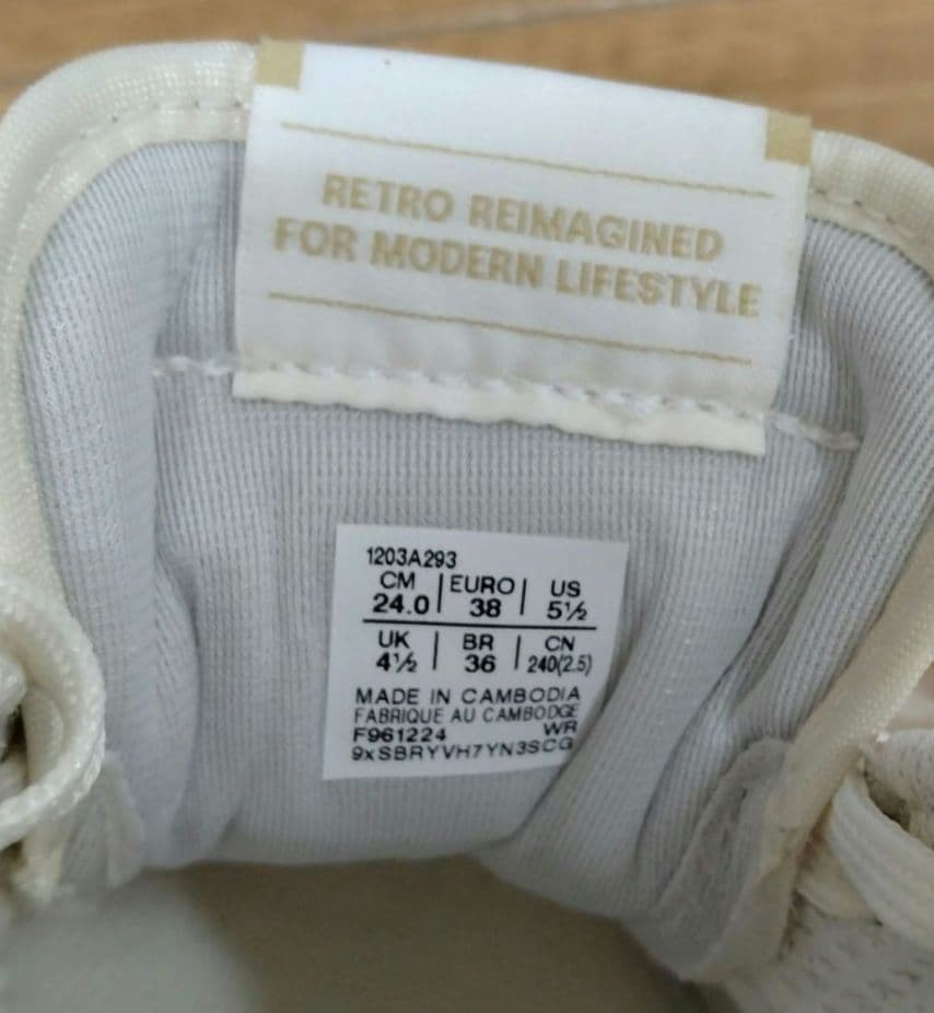 アシックス TIGER RUNNER II ユニセックス 24cm