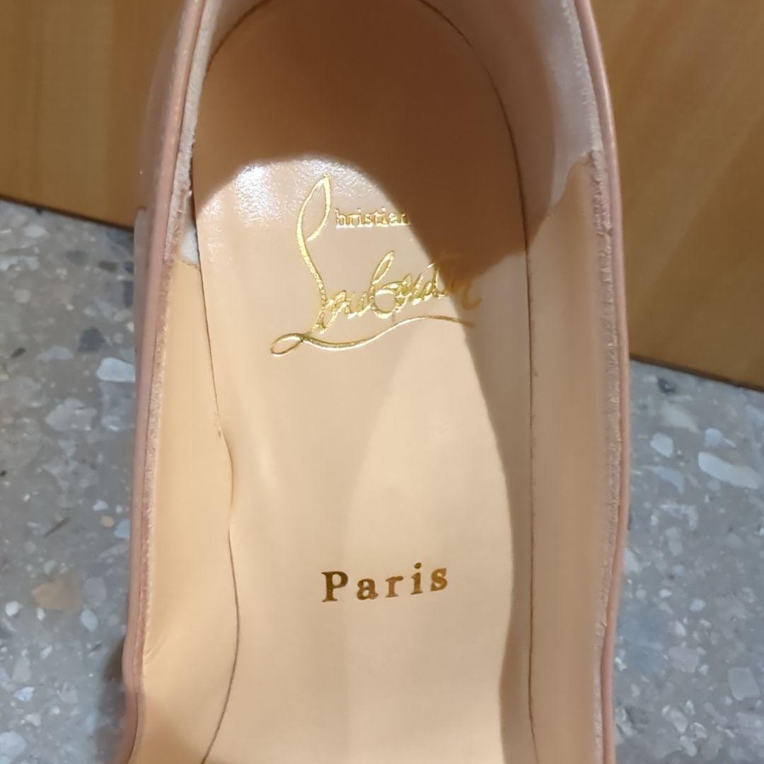 ひ*︎様 Christian Louboutin ベージュ ハイヒール