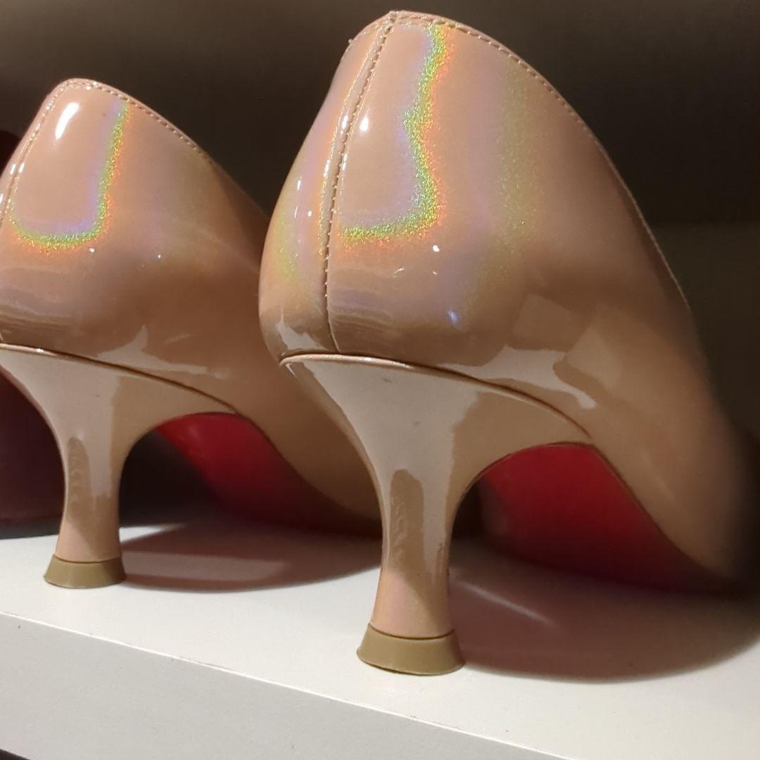 ひ*︎様 Christian Louboutin ベージュ ハイヒール