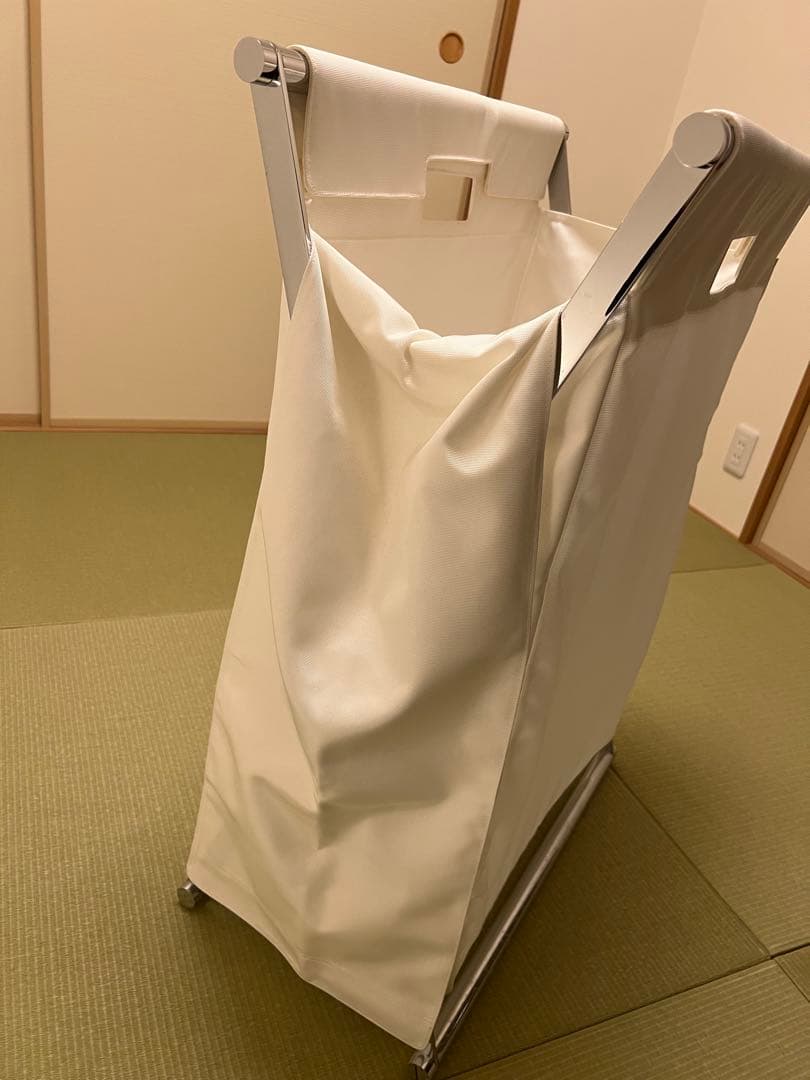 カッシーナ DECOR WALTHER - デコワルター ランドリーバスケット