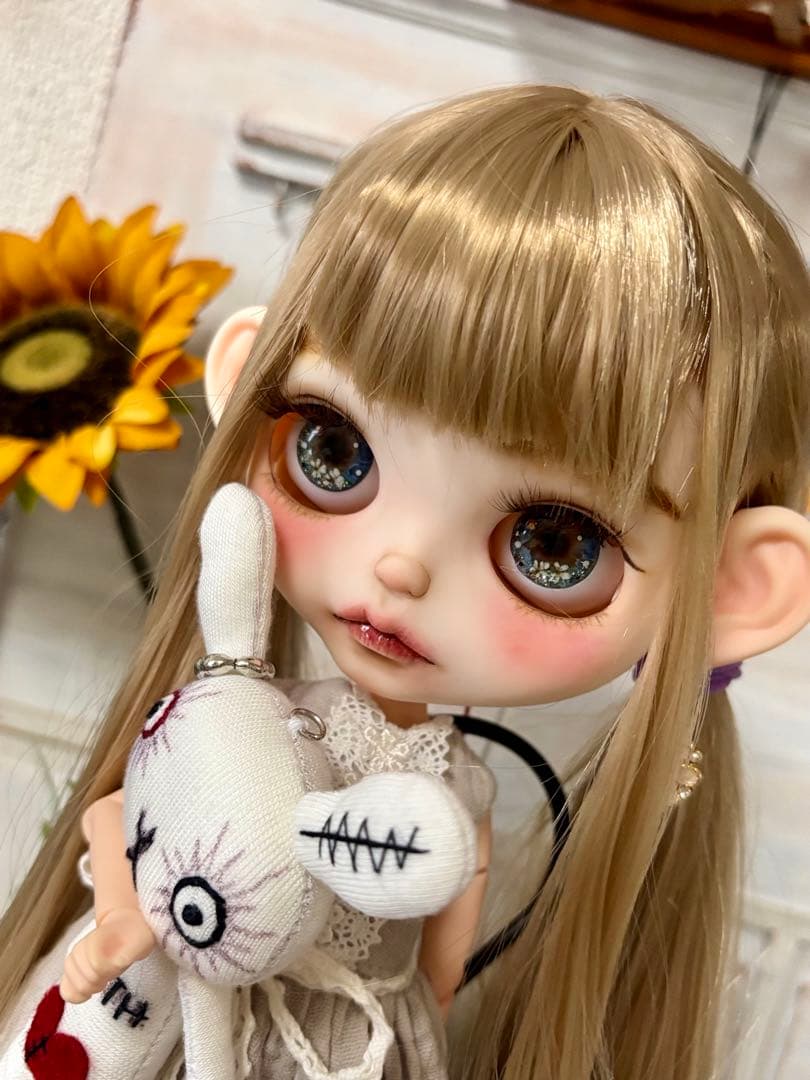カスタムアイシードール　ネオサイズ　スペシャルアイ　本体のみは25,000円