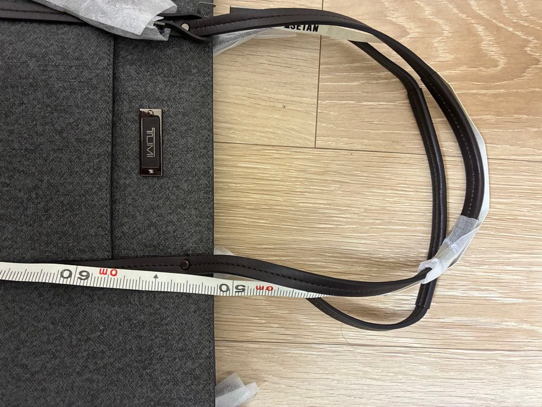 TUMIトートバッグ。