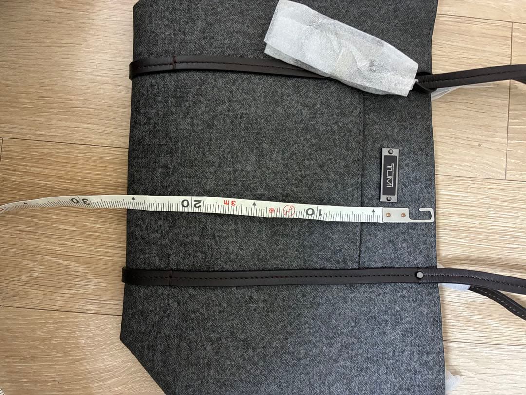 TUMIトートバッグ。