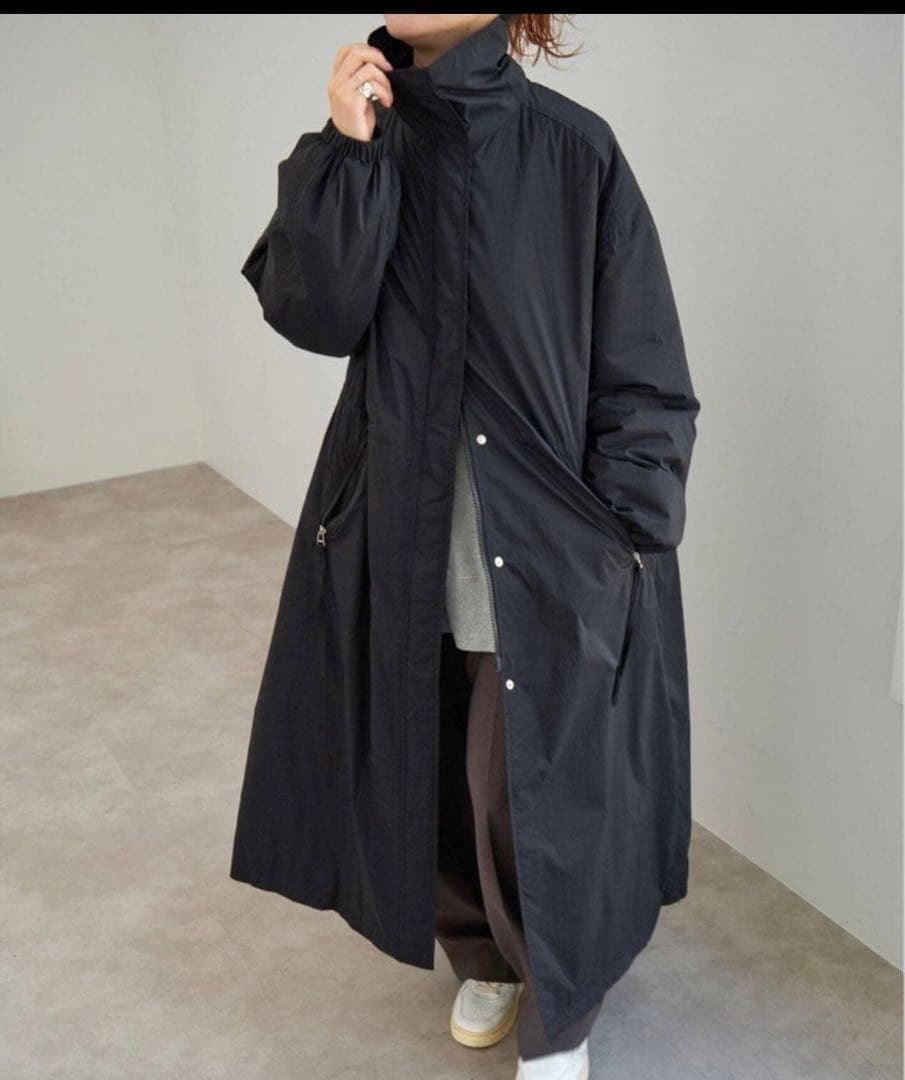 美品　スピックアンドスパン　撥水パディングコート　ベンチコート